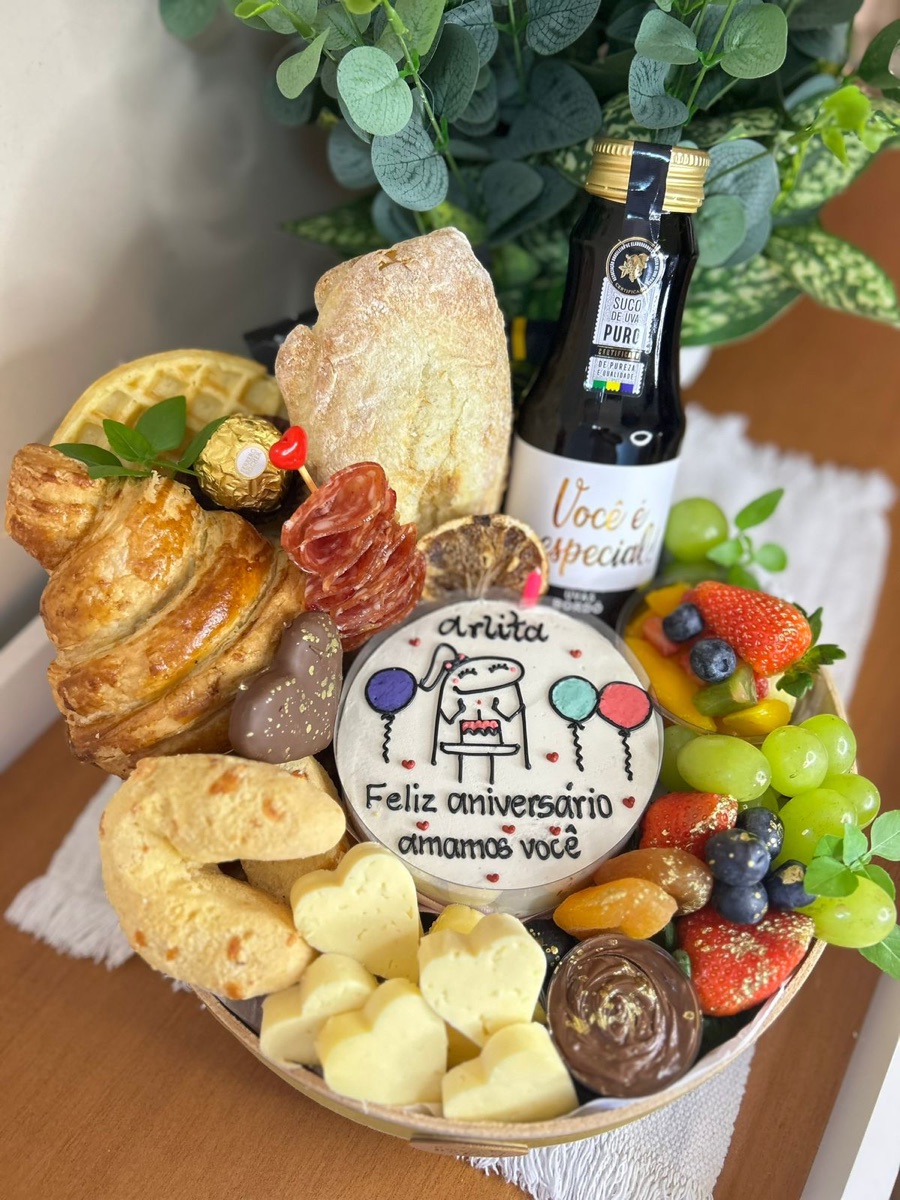 Cesta Aniversário Flork